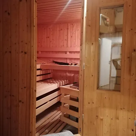 Apartmán Haus Charlottenburg 1, Zentrumsnah Gelegen, Mit Blick Auf Festung