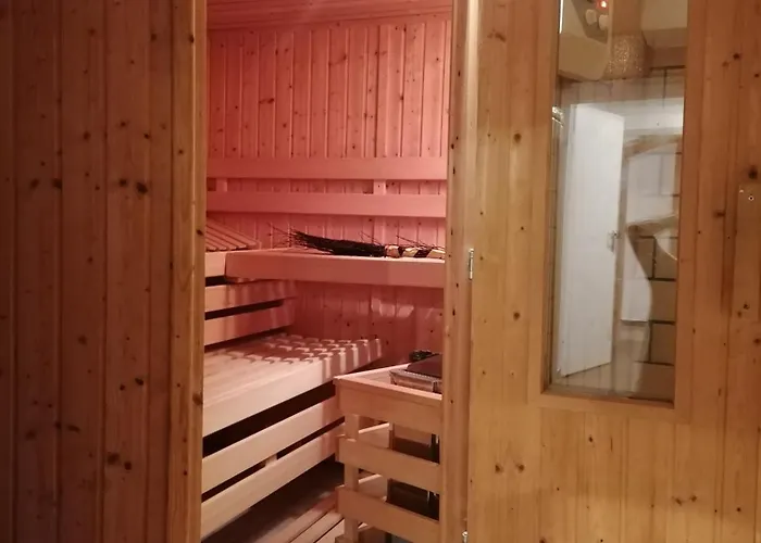 شقة Haus Charlottenburg 1, Zentrumsnah Gelegen, Mit Blick Auf Festung