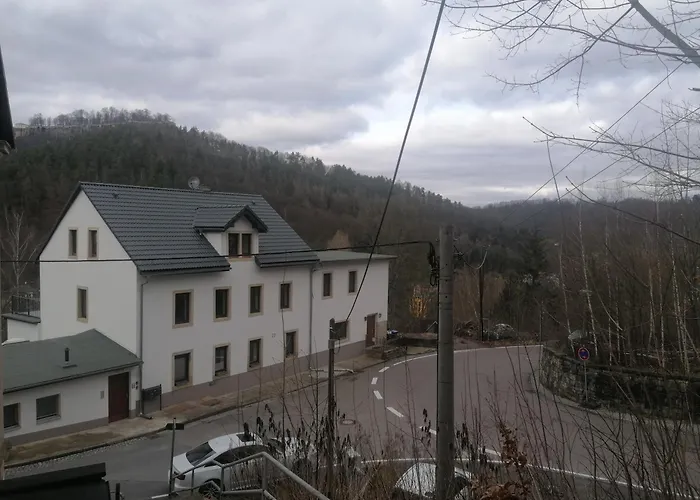 شقة Haus Charlottenburg 1, Zentrumsnah Gelegen, Mit Blick Auf Festung كونيجشتاين آن دير إلب